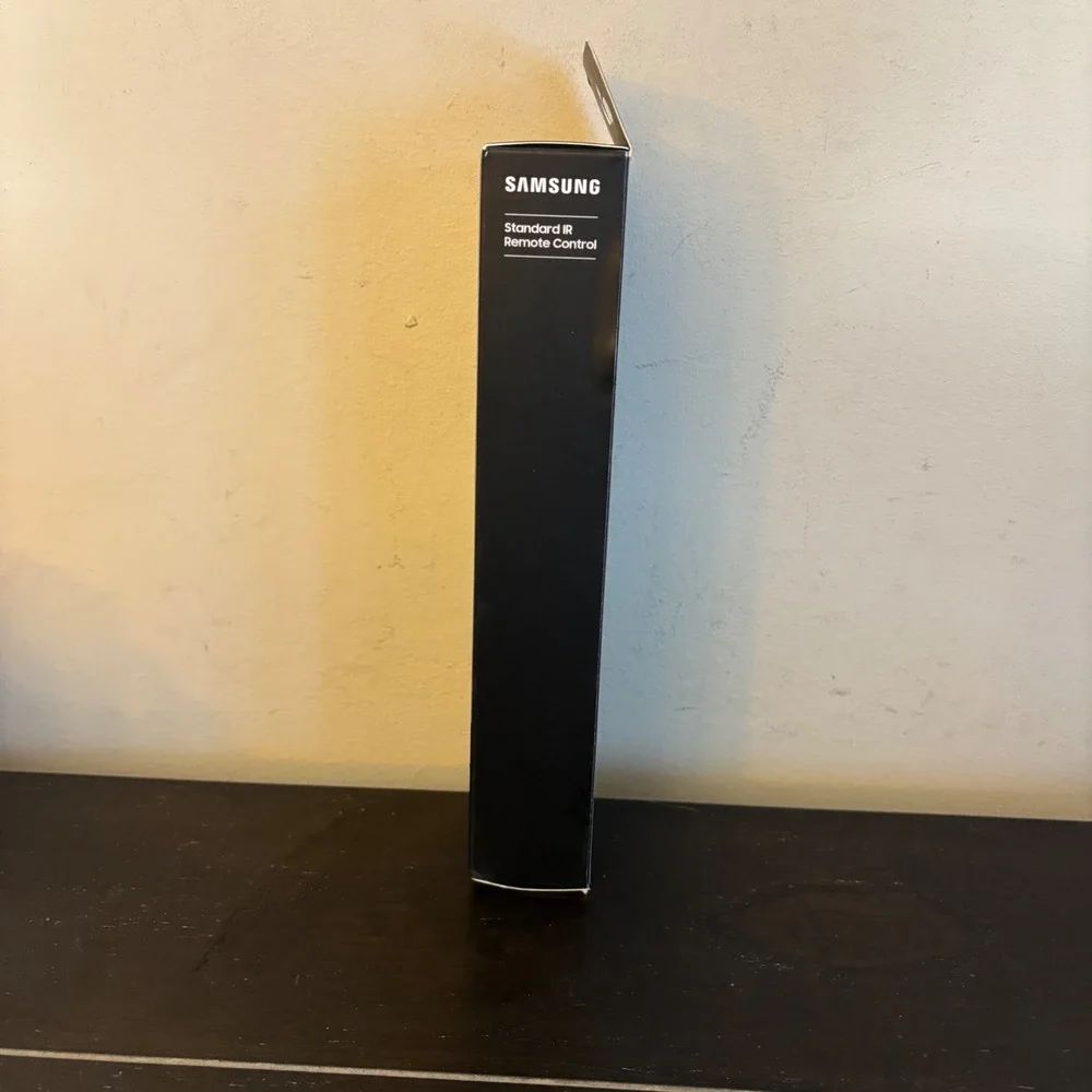 Samsung‎ Standard IR Remote Control BN59-01301A VG-TM1240BN Black New Open Box